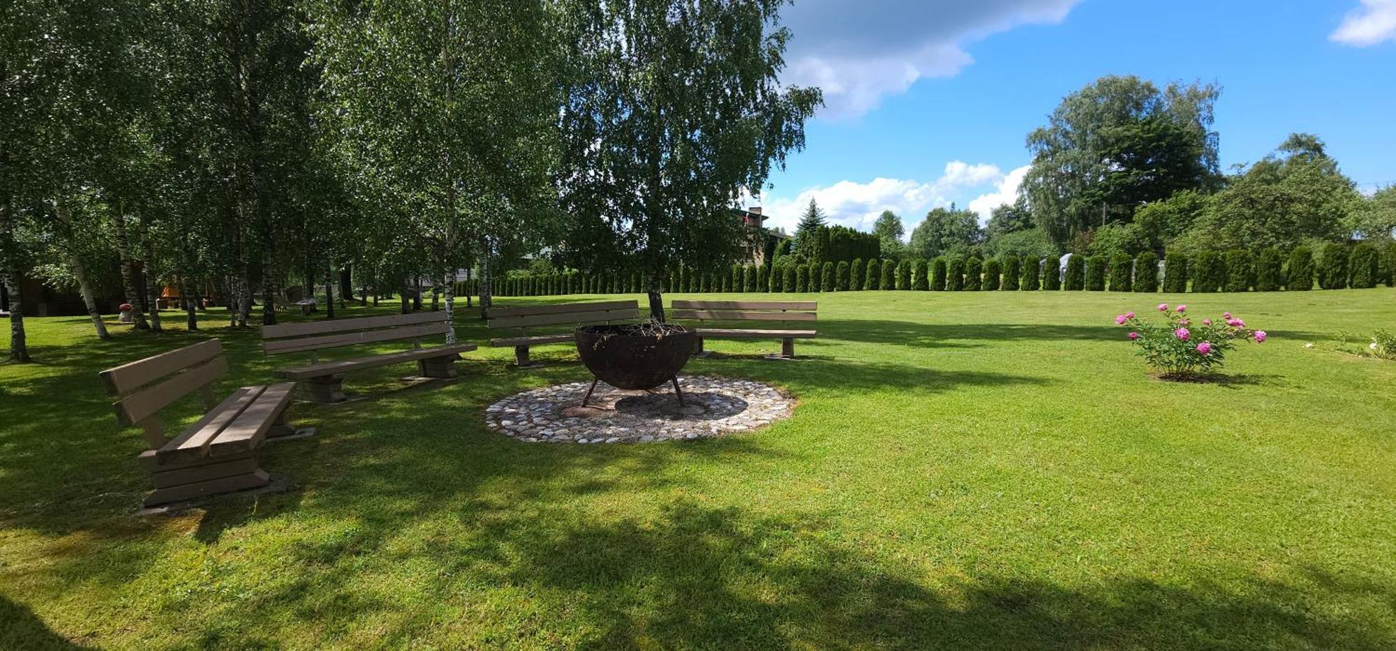 Brivdienu Maja-Lauvas Licis Rūjiena Exterior foto